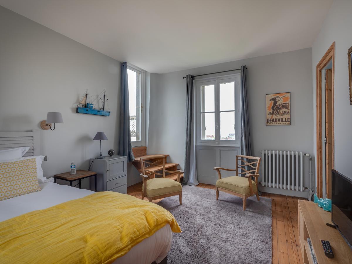 Guesthouse La Mascotte ヴィレ・シュル・メール エクステリア 写真